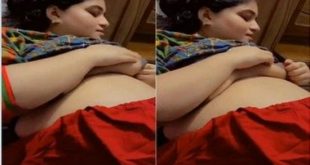 Paki Lady Cleaning Big Boobs