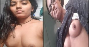 Desi Girl Showing Boobs And Pussy